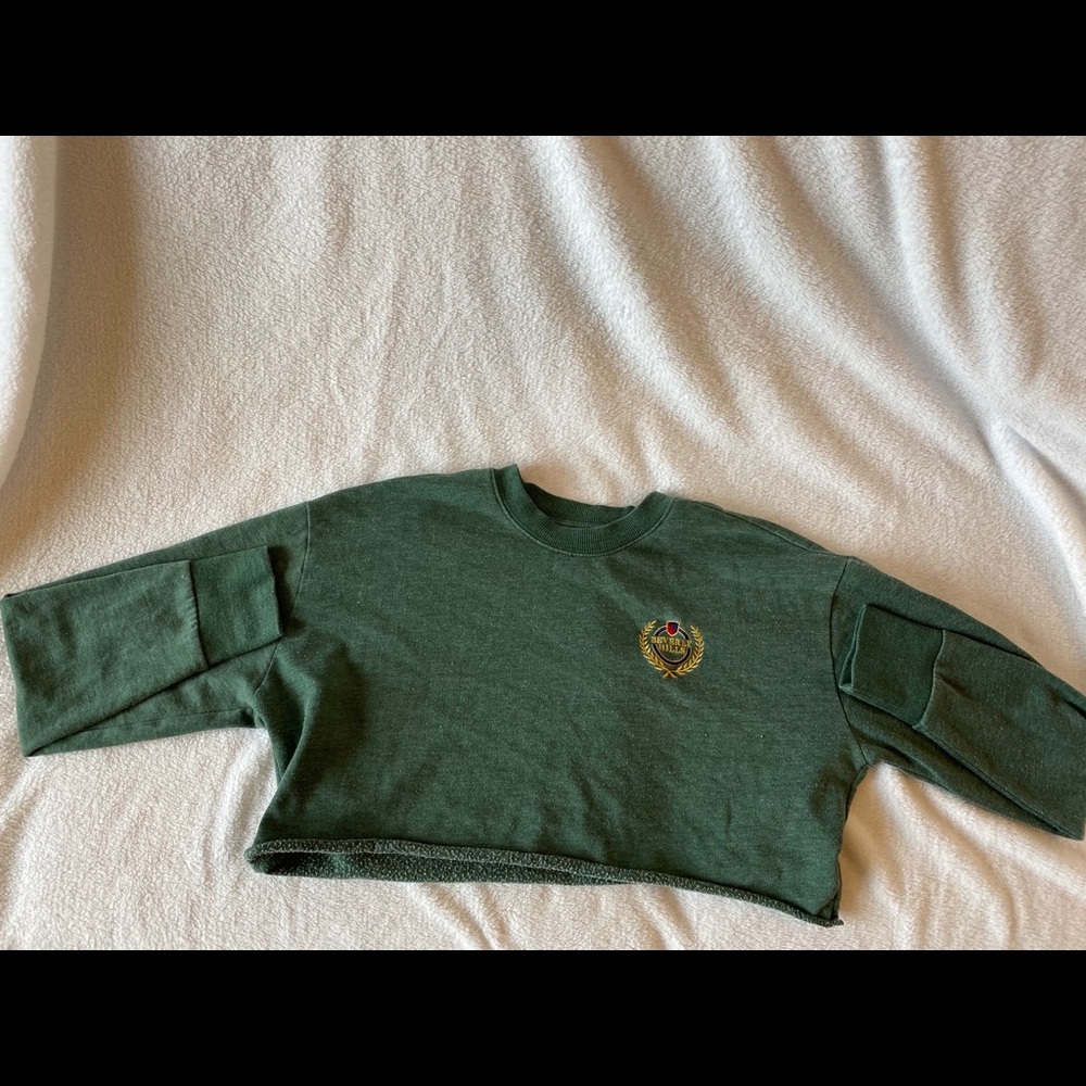 Cropped sweater